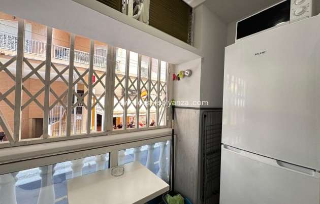 Herverkoop - Appartement / flat - Torrevieja - Playa de los Locos
