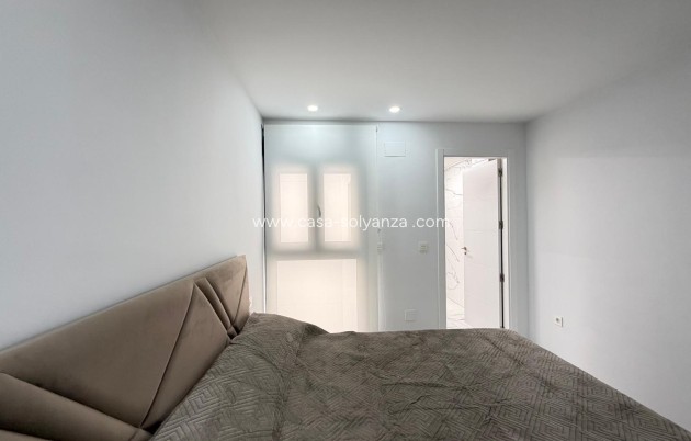 Wiederverkauf - Wohnung - Torrevieja - Playa del Cura