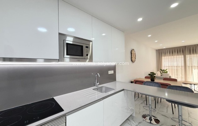 Wiederverkauf - Wohnung - Torrevieja - Playa del Cura