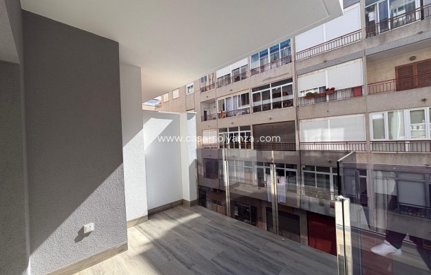 Wiederverkauf - Wohnung - Torrevieja - Playa del Cura