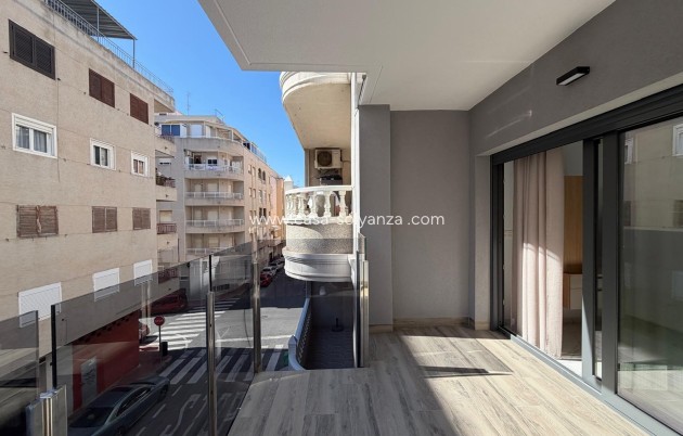 Wiederverkauf - Wohnung - Torrevieja - Playa del Cura