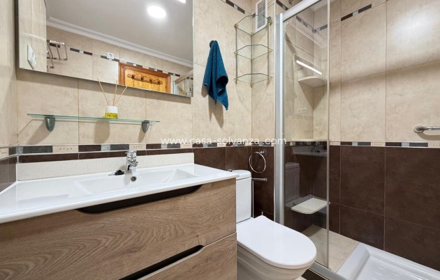 Wiederverkauf - Wohnung - Torrevieja - Playa del Cura