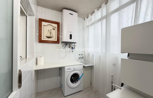 Wiederverkauf - Wohnung - Torrevieja - Playa del Cura