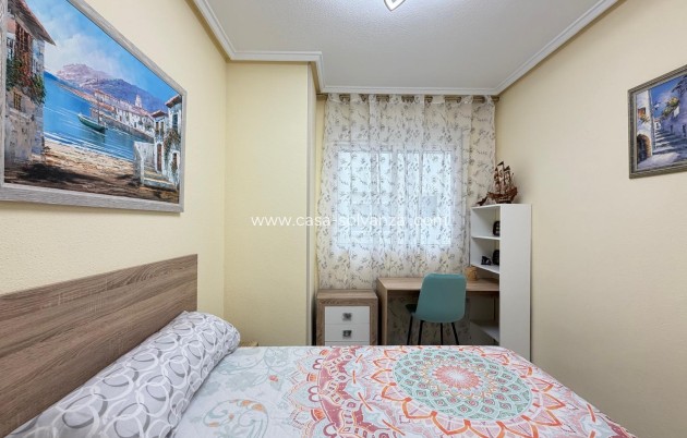 Wiederverkauf - Wohnung - Torrevieja - Playa del Cura