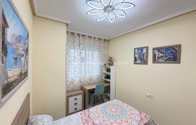 Wiederverkauf - Wohnung - Torrevieja - Playa del Cura