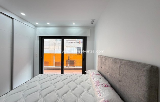 Wiederverkauf - Wohnung - Torrevieja - Playa del Cura