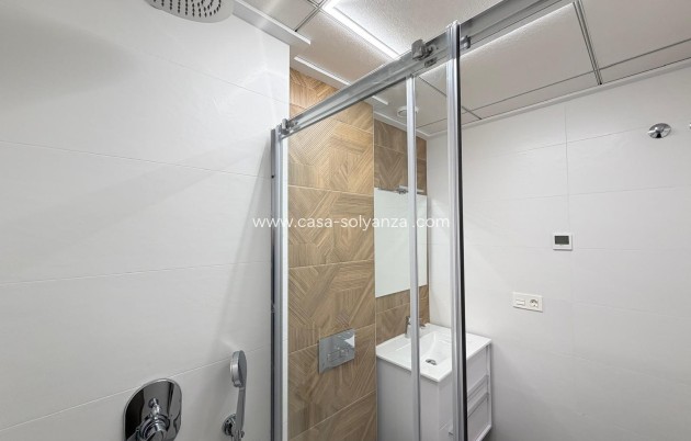 Wiederverkauf - Wohnung - Torrevieja - Playa del Cura