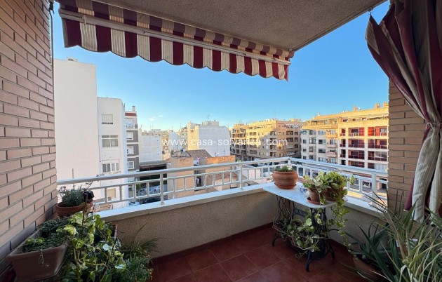 Reventa - Apartamento / piso - Torrevieja - Center