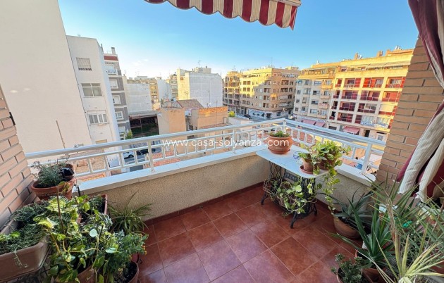 Reventa - Apartamento / piso - Torrevieja - Center