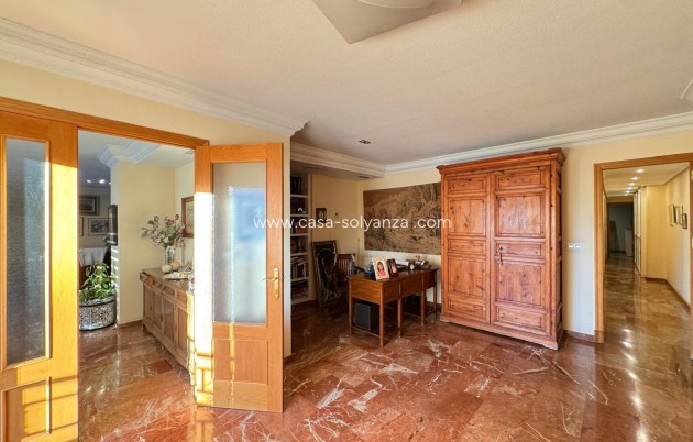 Reventa - Apartamento / piso - Torrevieja - Center