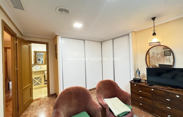 Reventa - Apartamento / piso - Torrevieja - Center
