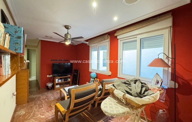 Reventa - Apartamento / piso - Torrevieja - Center
