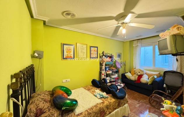 Reventa - Apartamento / piso - Torrevieja - Center
