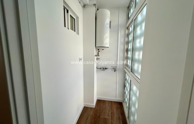 Wiederverkauf - Wohnung - Torrevieja - Playa del Acequión
