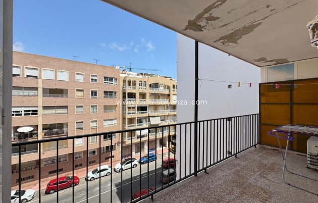 Resale - Apartment / flat - Torrevieja - Playa del Cura