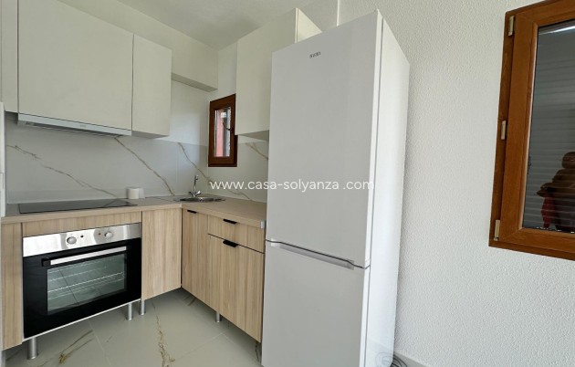 Resale - Apartment / flat - Orihuela - Villamartin