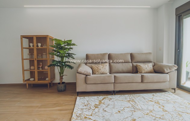 Obra nueva - Apartamento / piso - Redován