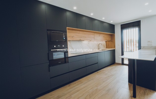 Obra nueva - Apartamento / piso - Redován