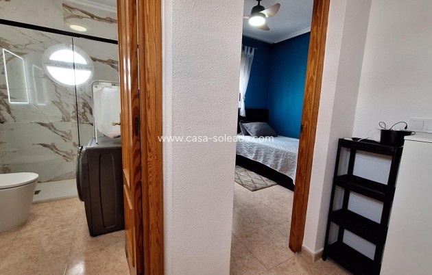 Revente - Villa - Orihuela Costa - Villamartín