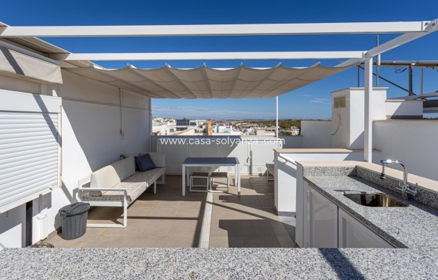 Resale - Townhouse - Villamartin - Villamartín
