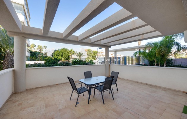 Resale - Apartment / flat - Orihuela - Villamartin