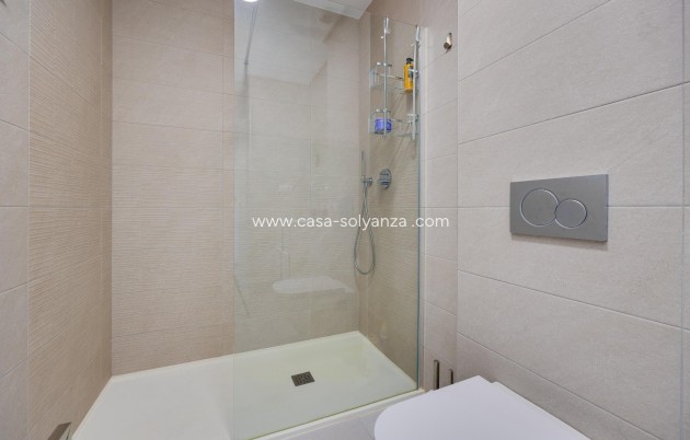 Resale - Apartment / flat - Orihuela - Villamartin