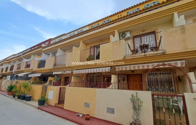 Wiederverkauf - Wohnung - Orihuela Costa - Costa Blanca