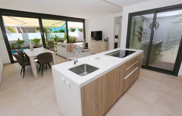 Resale - Villa - Pilar de la Horadada - Costa Blanca