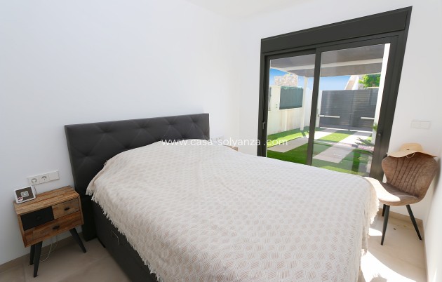 Resale - Villa - Pilar de la Horadada - Costa Blanca