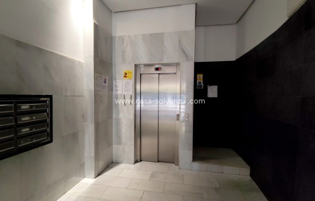 Herverkoop - Appartement / flat - Torrevieja - Torrevieja Centro