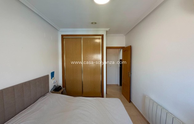 Resale - Apartment / flat - Torrevieja - Center