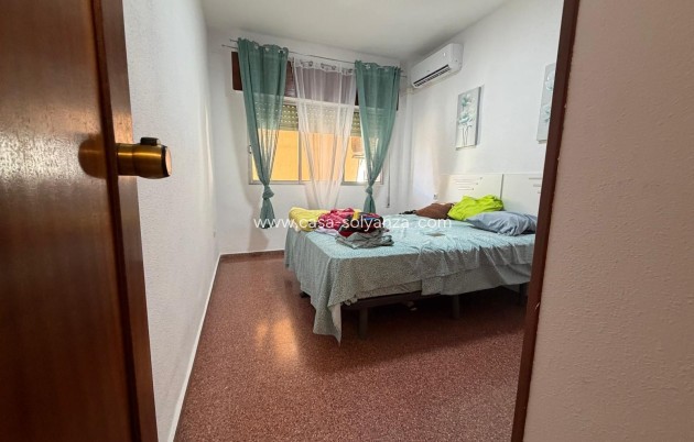 Herverkoop - Appartement / flat - Torrevieja - Playa de los Locos