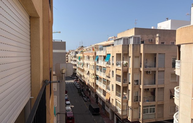 Herverkoop - Appartement / flat - Torrevieja - Playa de los Locos