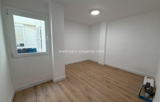Revente - Appartement - Torrevieja - Playa del Acequión