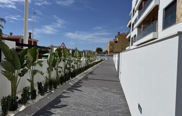 Resale - Apartment / flat - La Zenia - Costa Blanca