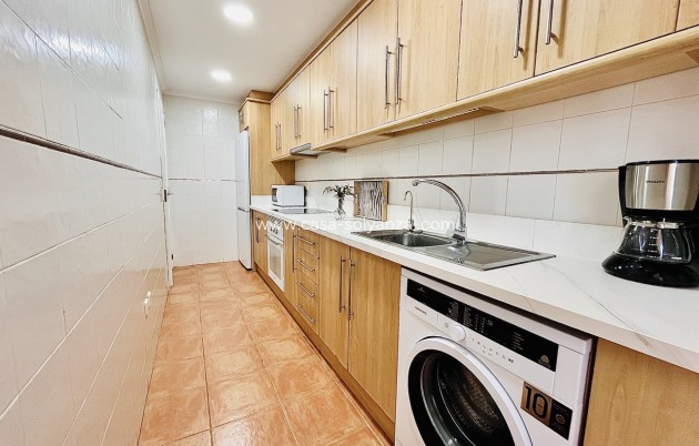 Resale - Apartment / flat - Guardamar del Segura - Costa Blanca