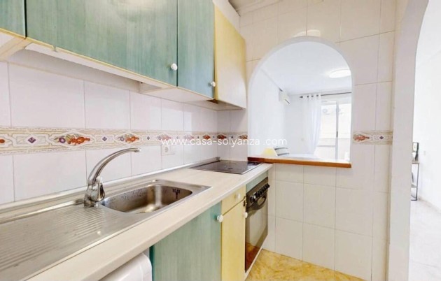 Resale - Apartment / flat - Torrevieja - El Molino