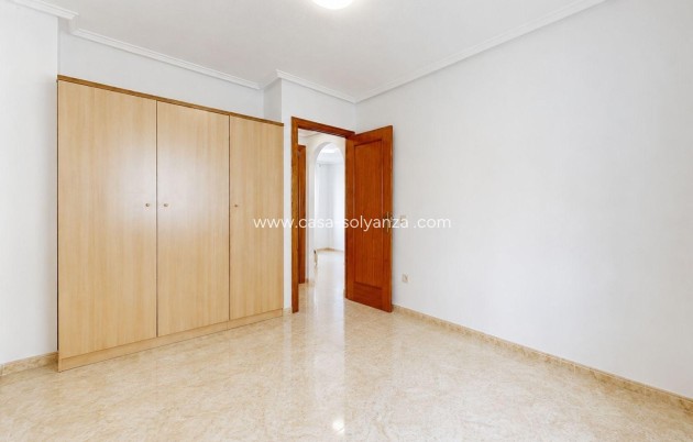 Resale - Apartment / flat - Torrevieja - El Molino