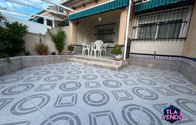 Resale - Apartment / flat - Los Alcázares - La Rambla
