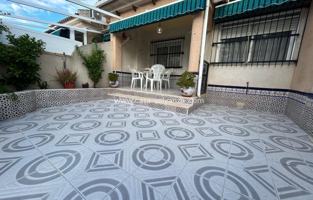 Resale - Apartment / flat - Los Alcázares - La Rambla