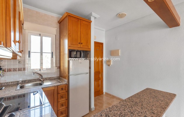 Resale - Apartment / flat - Orihuela - Villamartin