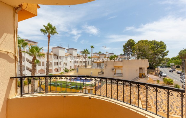 Resale - Apartment / flat - Orihuela - Villamartin