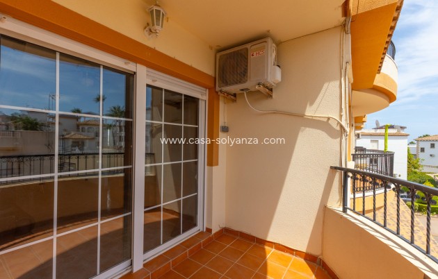 Resale - Apartment / flat - Orihuela - Villamartin