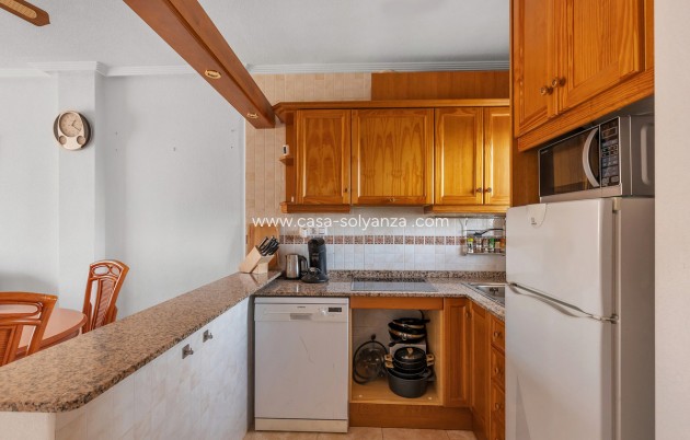 Resale - Apartment / flat - Orihuela - Villamartin