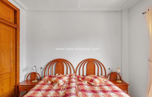 Resale - Apartment / flat - Orihuela - Villamartin