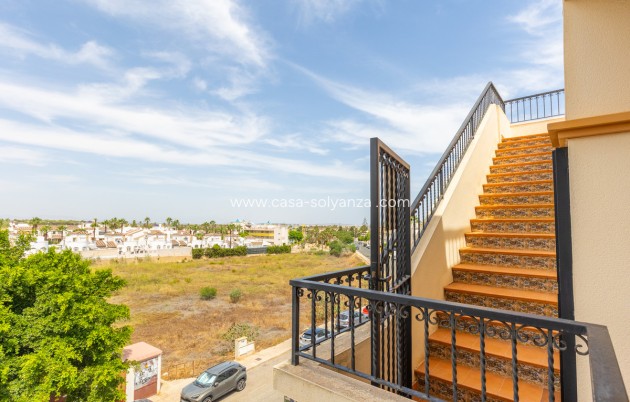 Resale - Apartment / flat - Orihuela - Villamartin