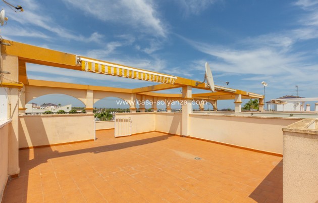 Resale - Apartment / flat - Orihuela - Villamartin