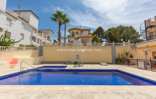 Resale - Apartment / flat - Orihuela - Villamartin