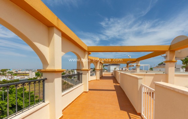 Resale - Apartment / flat - Orihuela - Villamartin