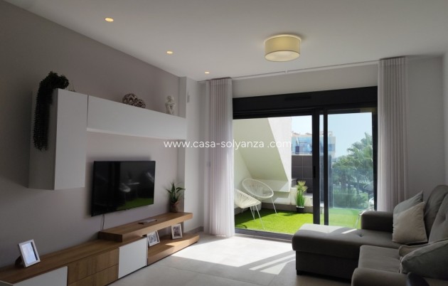 Resale - Apartment / flat - El Raso